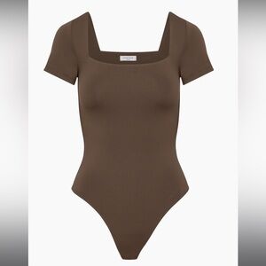 Babaton ARITZIA Contour squareneck shortsleeve Bodysuit - Brown | XS